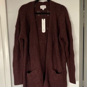 Olive & Oak Women's Open-Front Cable Knit Cardigan in Deep Maroon